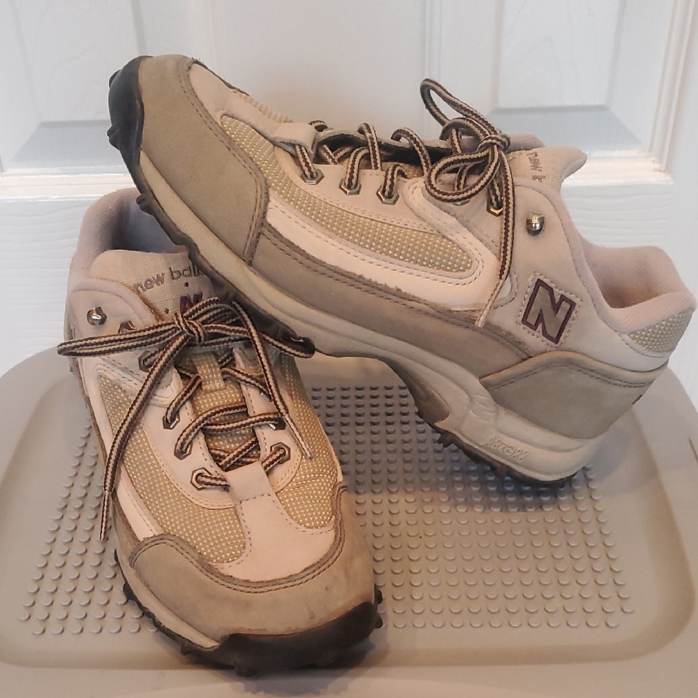 Women's New Balance Tan and Gray Trail Shoes